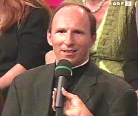 padre.at und internetpfarre.de: Geschichte, Motiv und Zukunft der Internet-Initiativen von Padre Alex. Katholische Religion, katholischer Glaube, katholische Kirche haben mehr Präsenz im Internet verdient: Angebot für tiefe Freude am katholischen Glauben und zum klugen Kampf gegen Sterbehilfe, Abtreibung, Pille danach, Spirale und alle anderen Tötungsmittel, die gegen unschuldiges Menschenleben eingesetzt werden. Ich danke herzlich für Deinen Besuch und wünsche Dir Gottes reichen Segen! Padre Alex