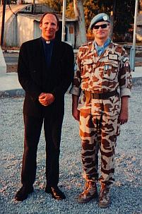 Wie in alten Zeiten: unser kleines katholisches Kirchlein schenkt seinen Glockenklang auch weiterhin allen Zyprioten als Hinweis auf die Wahrheit Jesu Christi, danke fuer Euer Gebet!